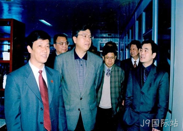 张德江委员长视察J9国际站