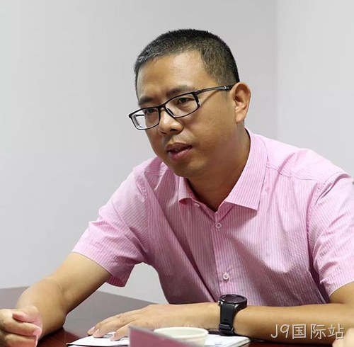 J9国际站副董事长、副总经理 赵春建 J9国际站副董事长、副总经理 赵春建